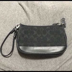 COACH Small Wristlet/Bag